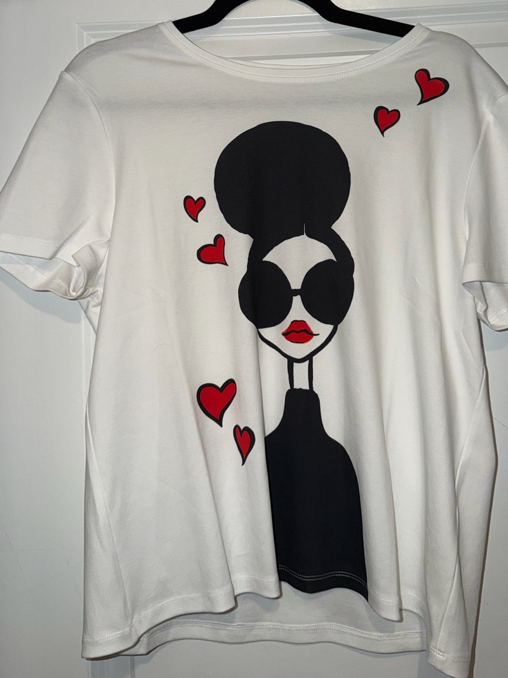 Alice + Olivia White Top with Black Logo Tag